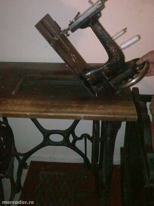 vand masina de cusut antica GRITZNER/460 eur.
