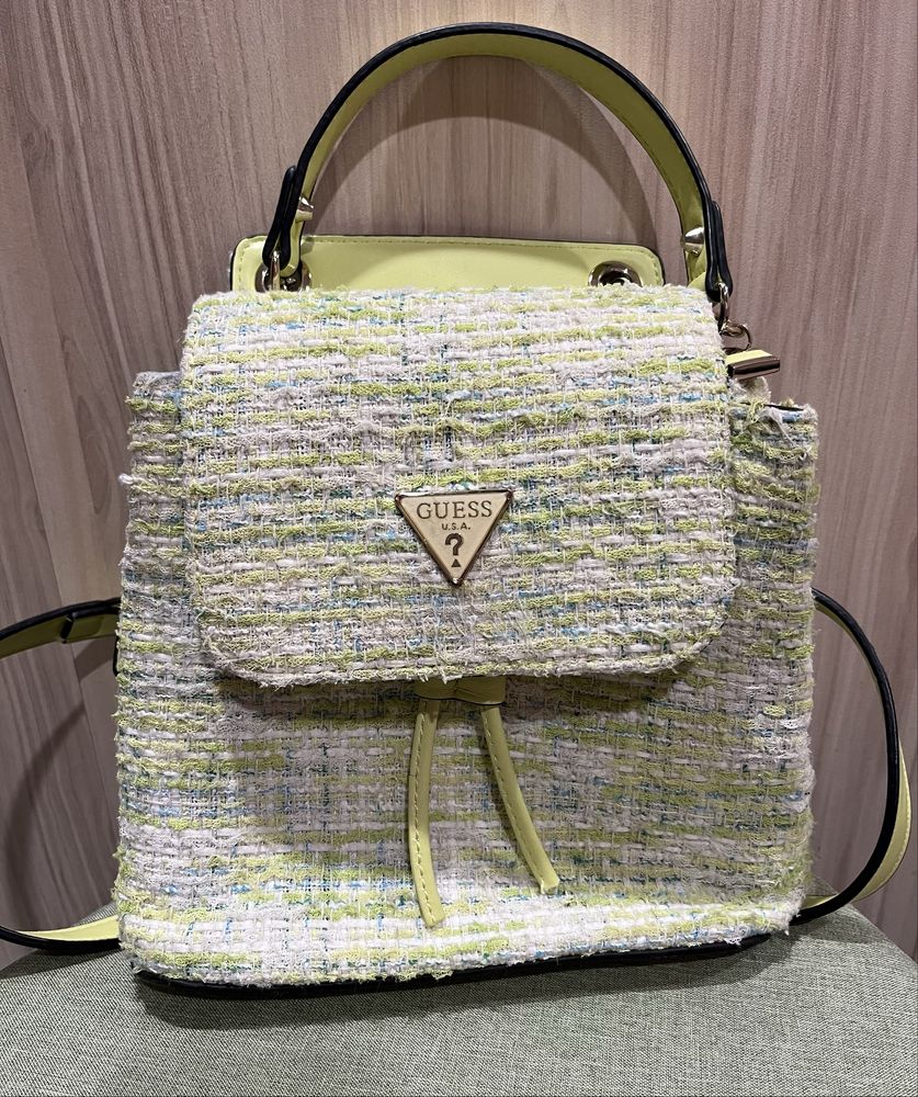 Дамска раница Guess