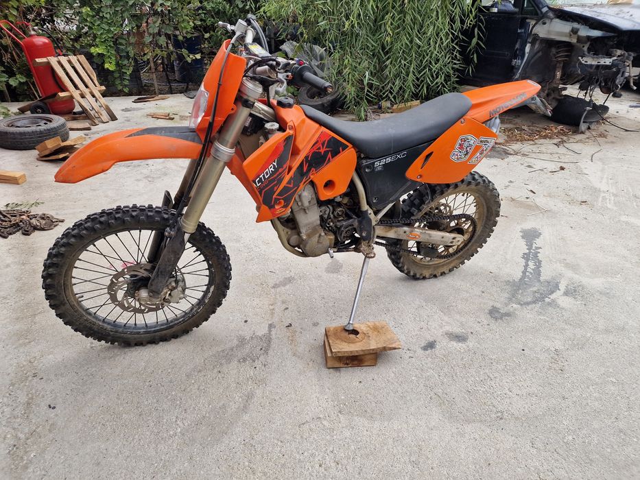 Vând ktm 525 exc cu acte
