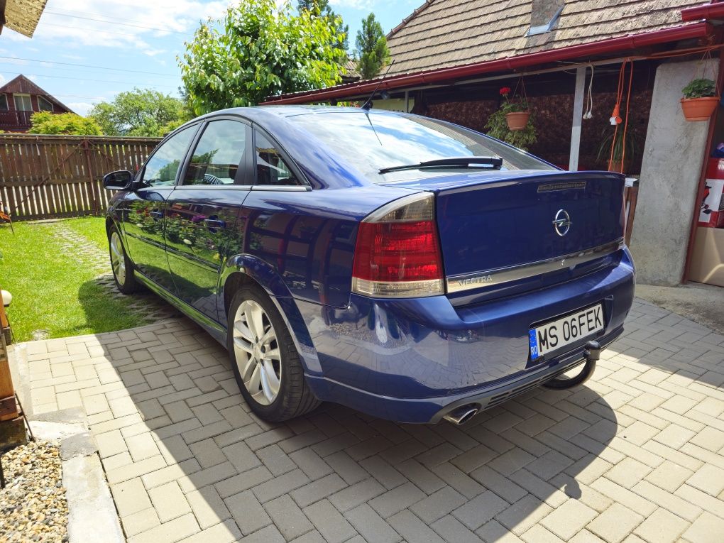 Opel Vectra C Facelift GTS 1.9 - 150 cp