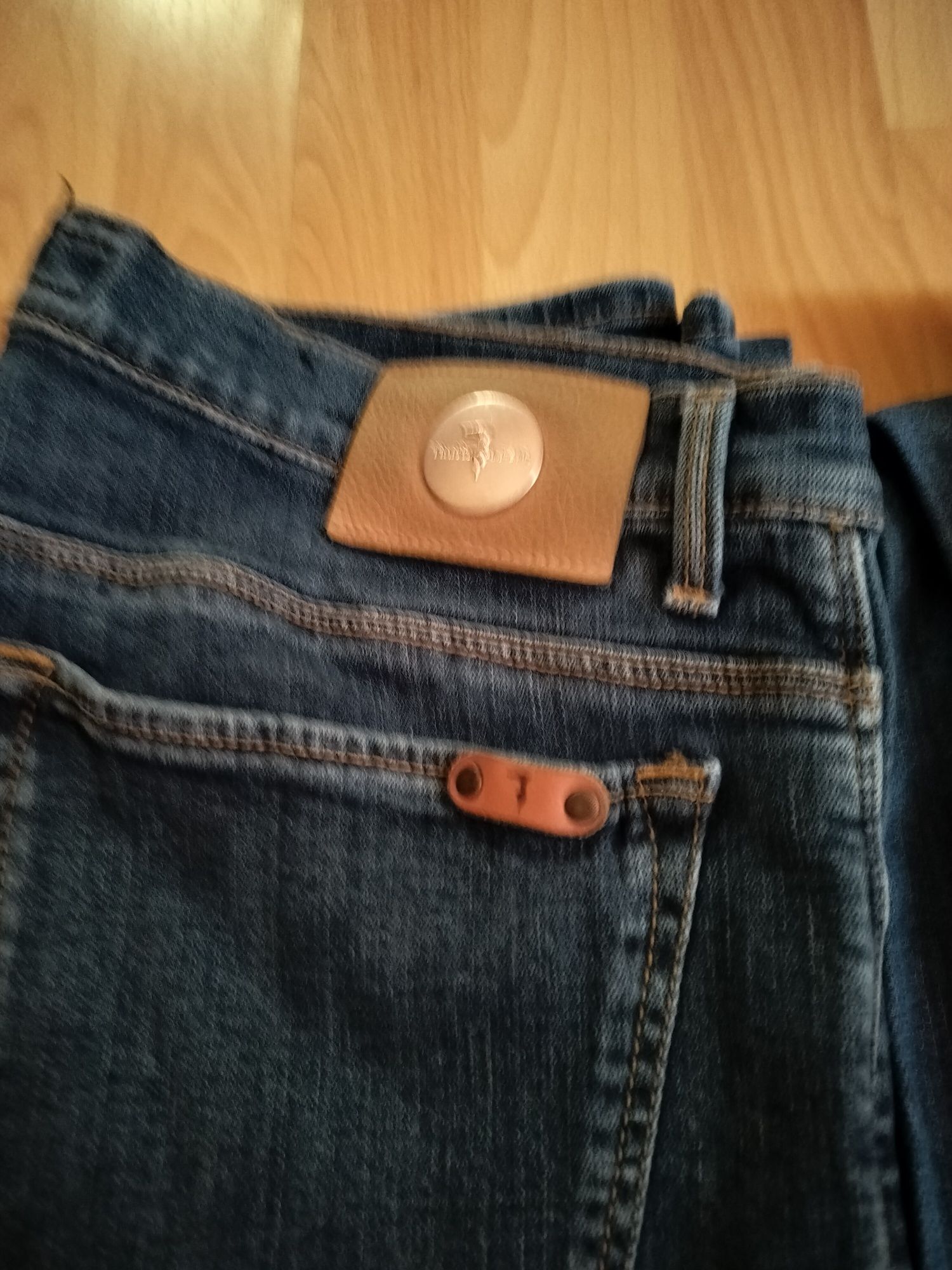 Blugi Trussardi ,originali,mărime 38/32 (XXL)