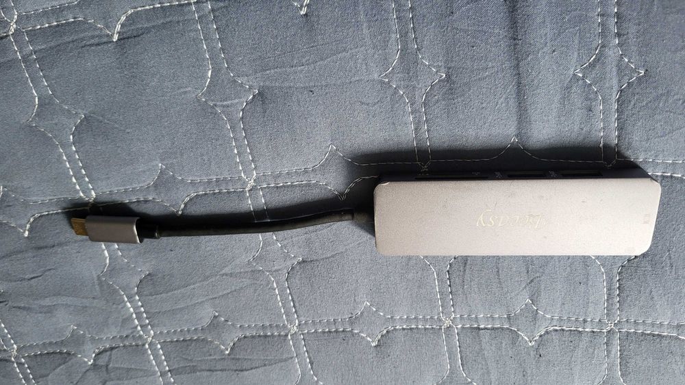 Hub Adapter pe usb C fuctional  50 lei