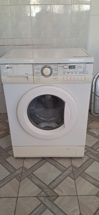 Продам стиральную машинку автомат Lg, 5 кг