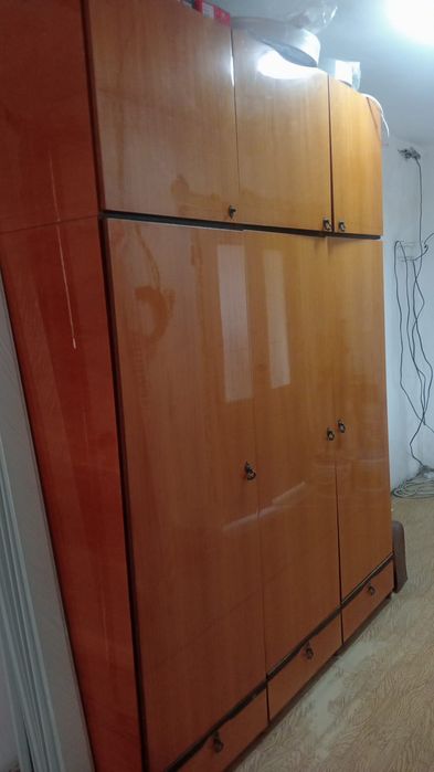 Продам мебель спальний гарнитур