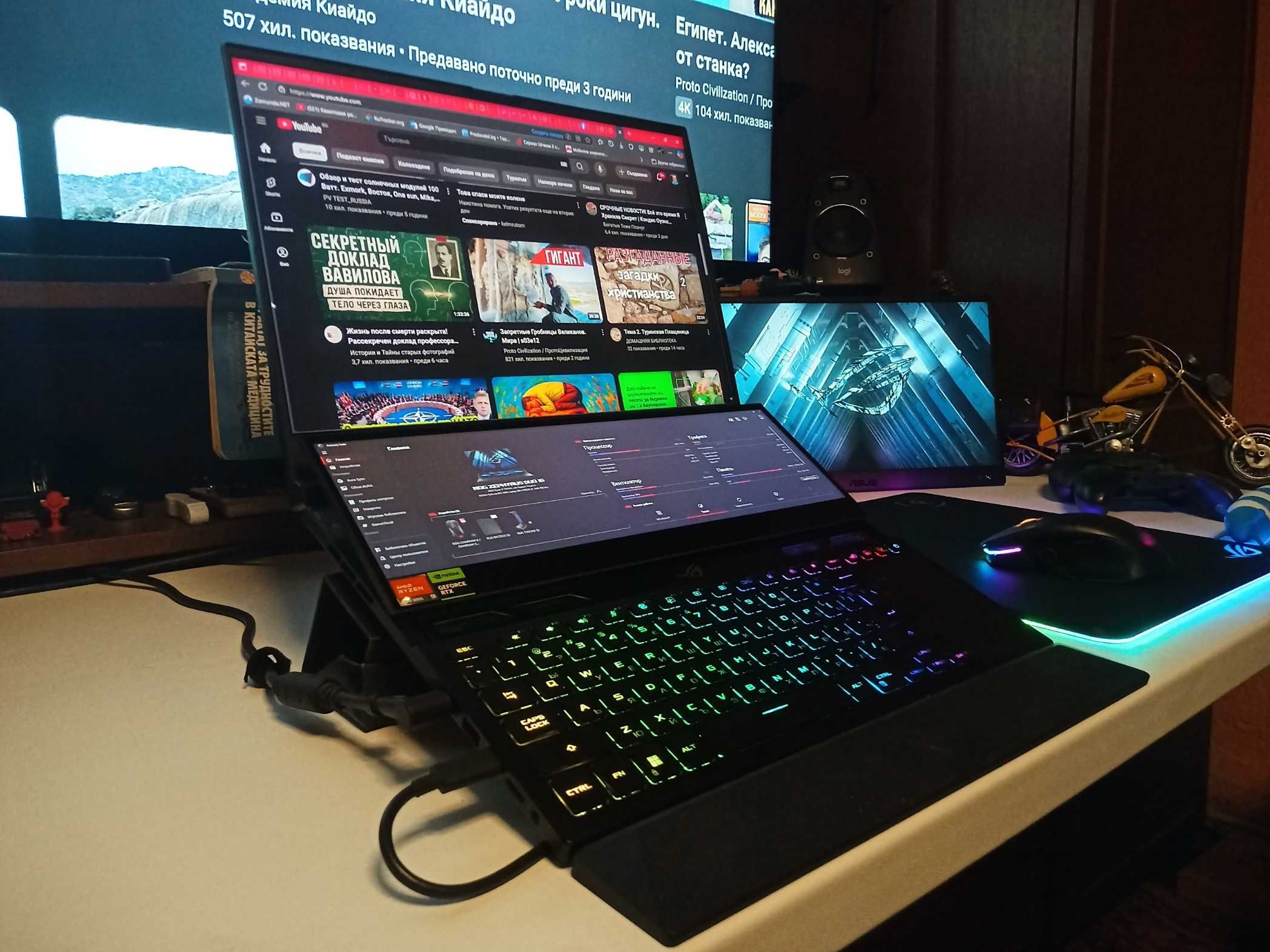 ASUS ROG Zephyrus Duo 16
 GX650PY-NM010X