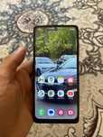 Samsung A72  ideal