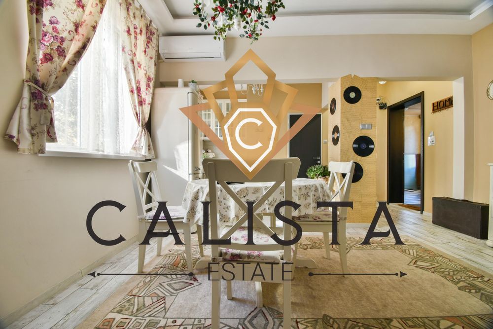 Дава се под наем Тристаен апартамент в София, Център - 70 кв.м за 799 € - Снимка #1
