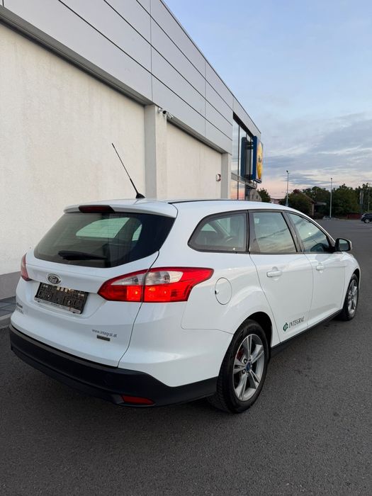 Ford focus recent adus