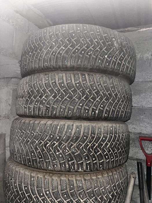 Продам резину зима мишлен 225/65/17