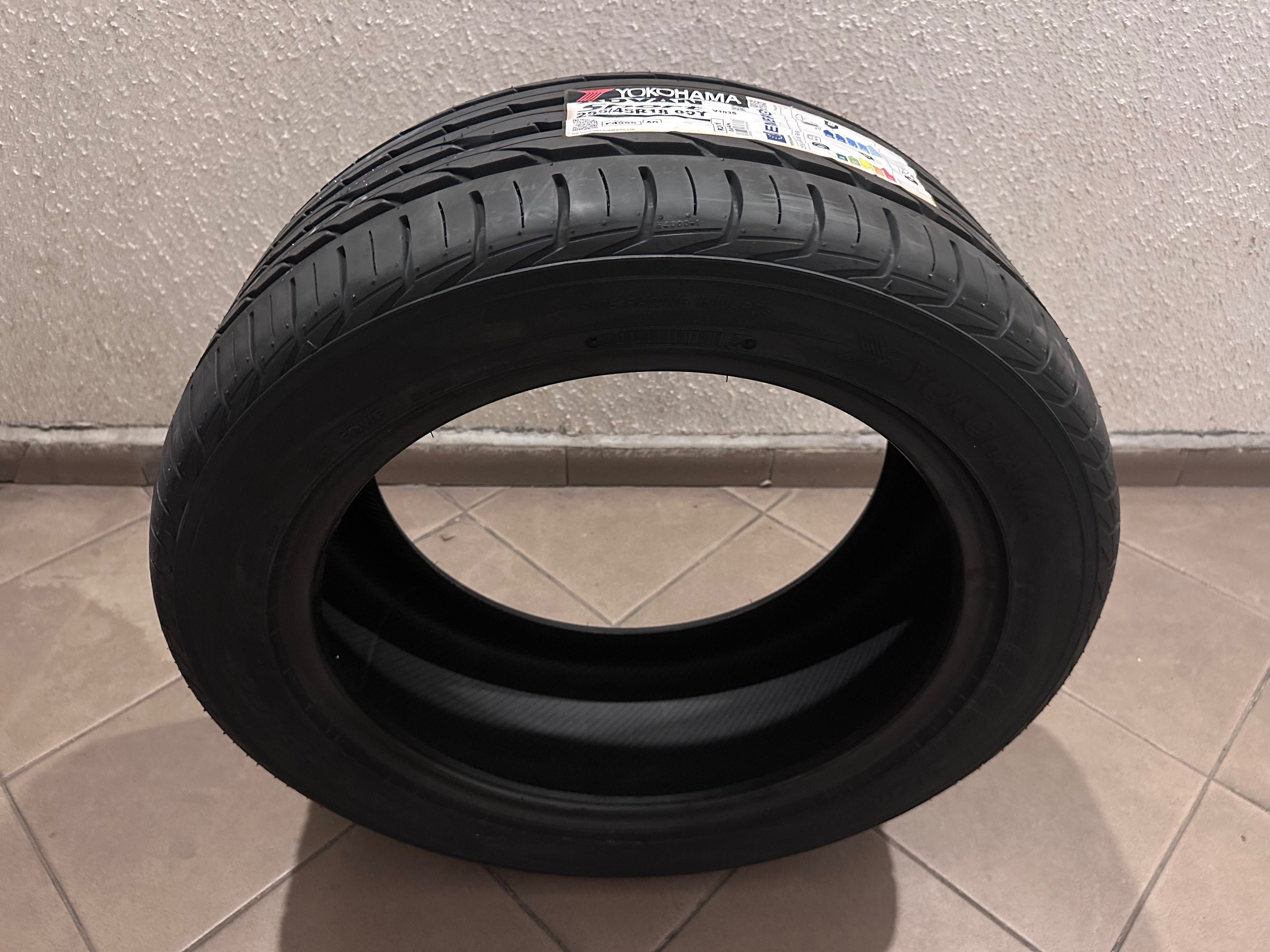 2бр. Летни гуми Yokohama 255/45 R18 99Y Advan Sport