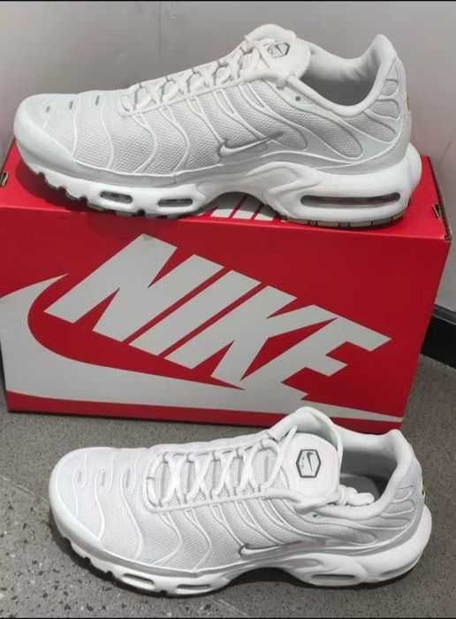 Nike Air Max TN Plus Triple White 36,37,38,39.40,41,42,43,44,45,46