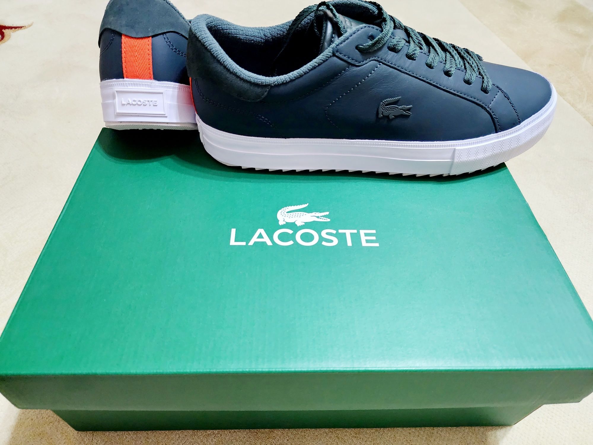 Original Lacoste krassovka