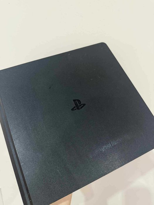 Playstation 4 Slim