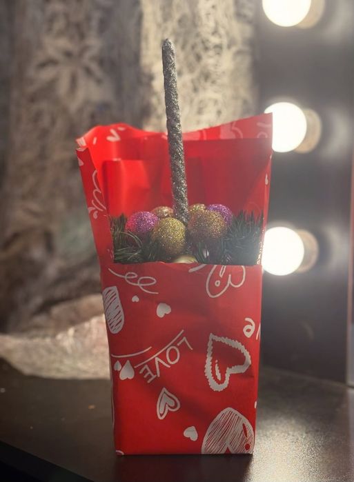 Ornament festiv cu lumânare