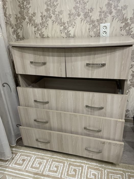 Продам КОМОД очень дёшего!!!