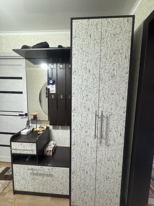 Прихожая              в            прихожую.