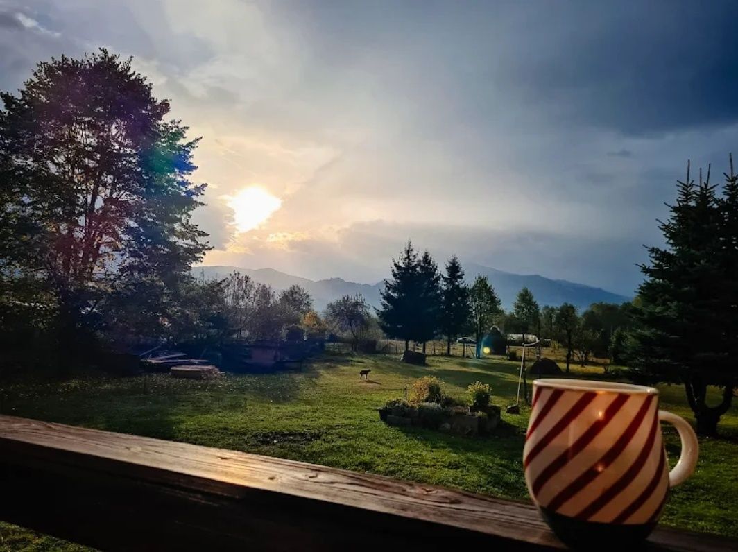 Închiriez camere