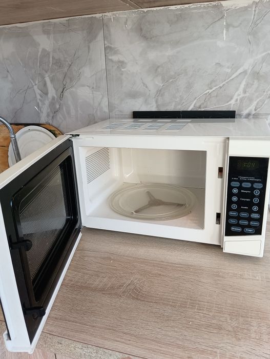Продам микроволновку, возможна доставка