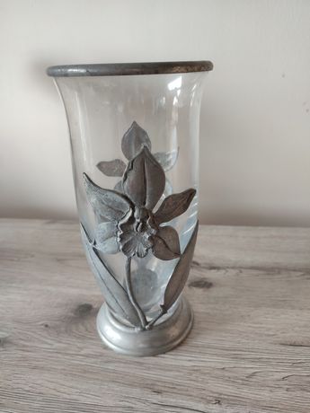 Продавам сребърна ваза