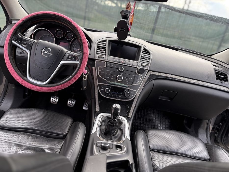 Opel insignia 2010 in stare foarte buna accept varinate