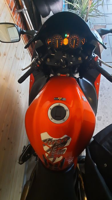 Suzuki GSX1300R Hayabusa