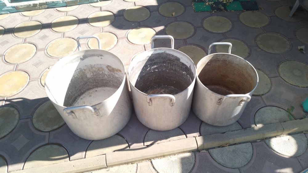 Продам кастрюли алюминиевые 30-40литров СССР