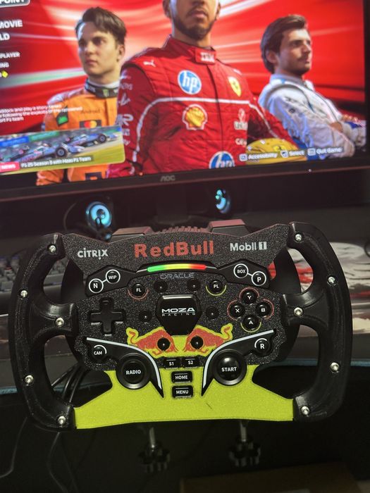 Volan moza r5 cu pedala de ambreiaj,schimbator si volan de f1