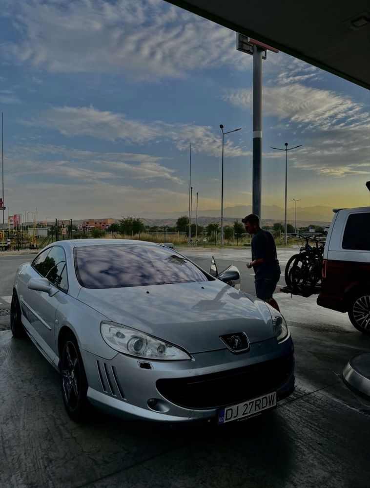 Peugeot 407 coupe  2.7hdi V6 BI-TURBO 204CP automat