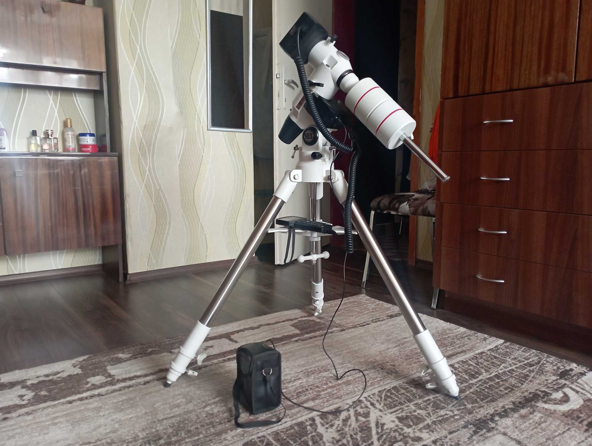 Екваториална монтировка Bresser Messier EXOS-2 EQ GoTo.