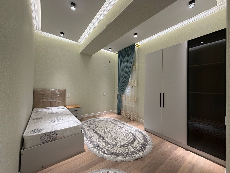 Продаётся 3х комнатная квартира в районе Геофизики рядом с Аэропортом.