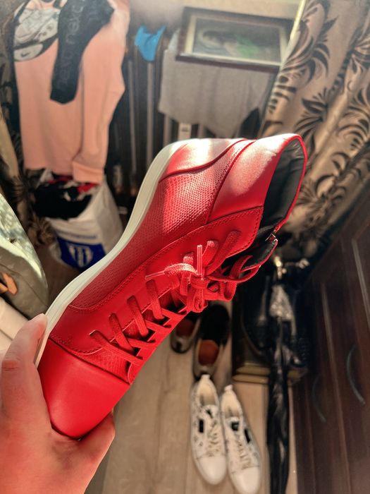 Adidasi Calvin Klein noi nepurtati