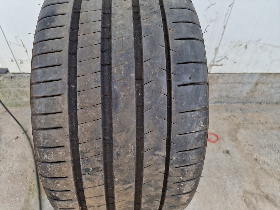 Anvelopă 295/35R20 marca Michelin, DOT 2024