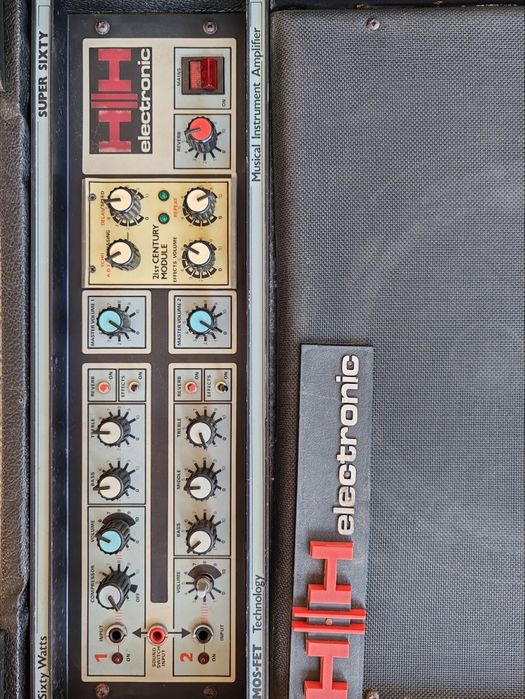 Cub de bas marca  Laney, Line 6,  HH activ