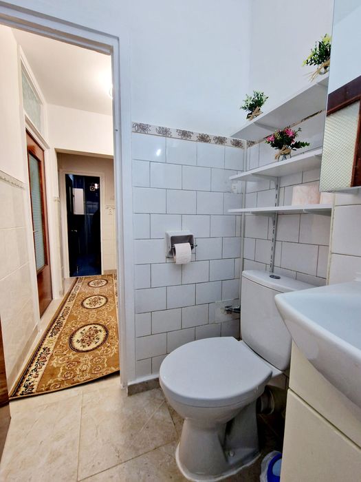 Vand apartament cu 3 camere in Racadau