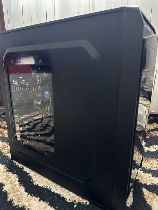 Vand pc cu i5,1 tb stocare