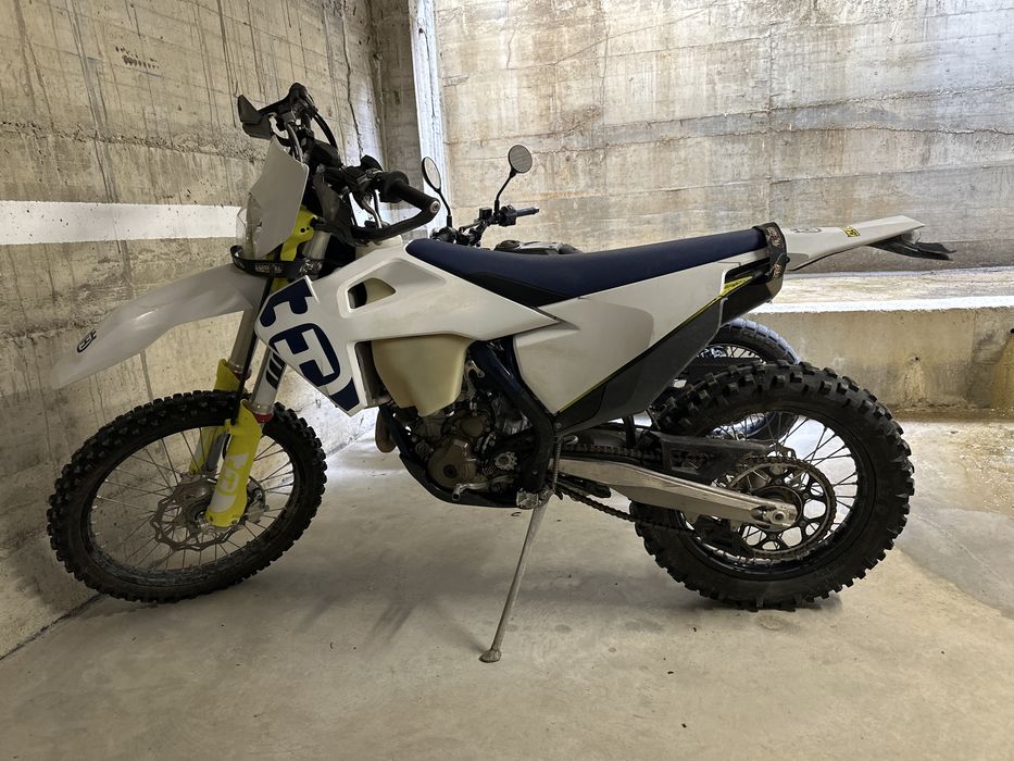 Husqvarna 250 4 timpi (an 2020) inmatriculata