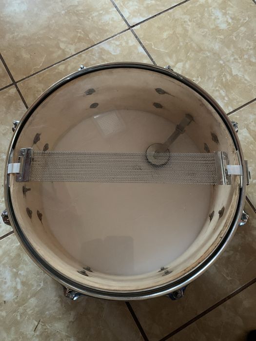 Premier muzical marca Century