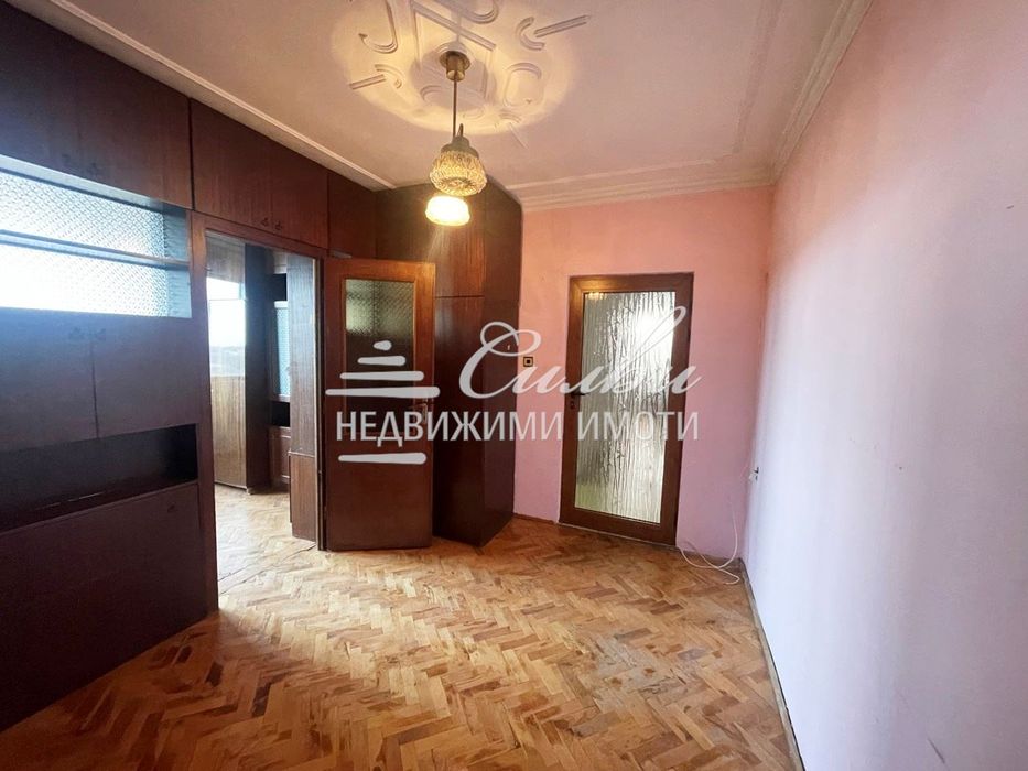 Продава се Двустаен апартамент в Шумен, Пазара - 63 кв.м за 891 €/кв.м - Снимка #6