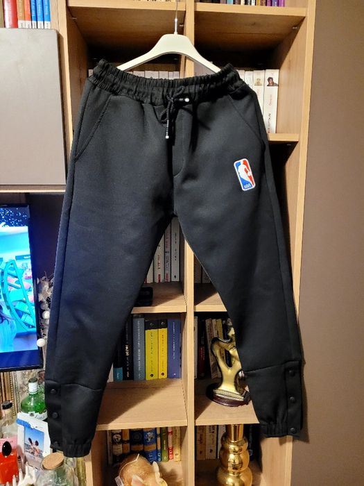 Pantaloni sport NBA (14ani)