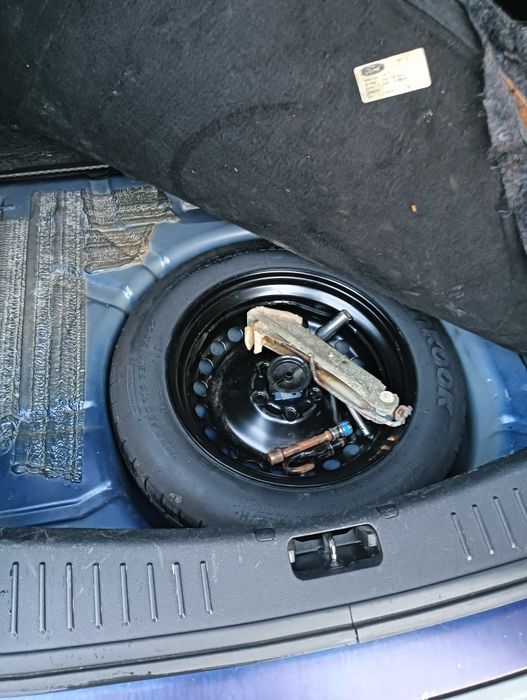 Vând Ford focus 2