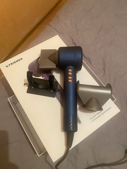 Продам фен для волос V.Friends