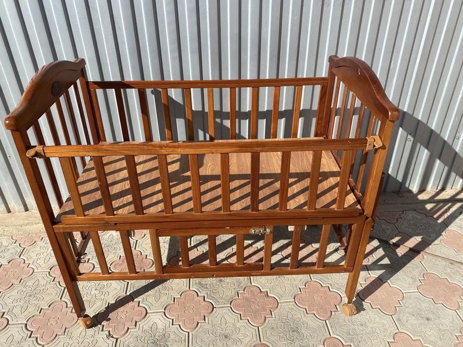 Продам детскую кровать