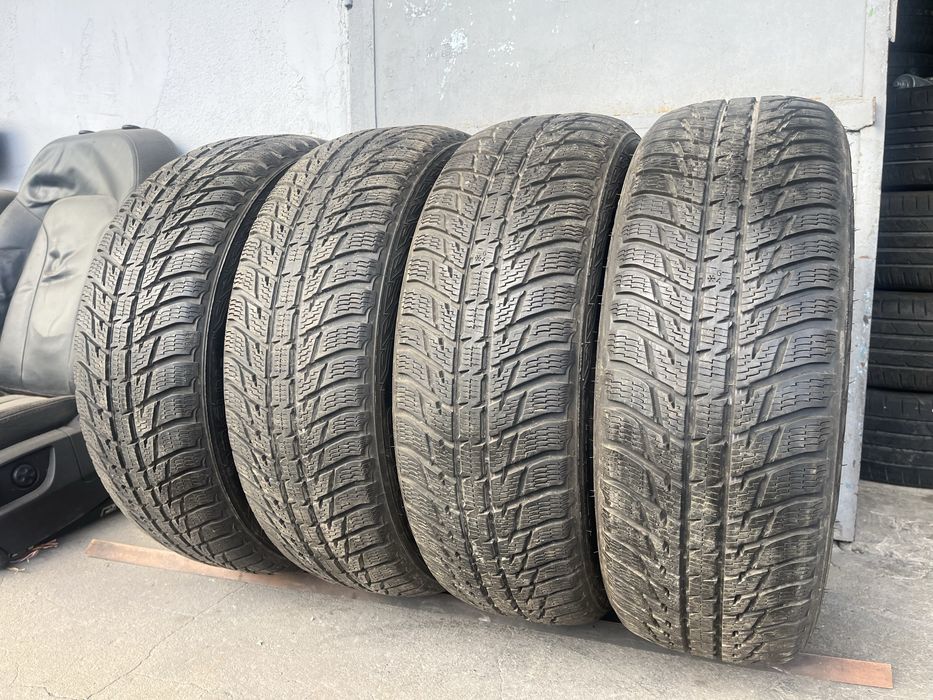 4 бр. зимни гуми 225/55/19 Nokian SUV DOT 1818 6-7 mm