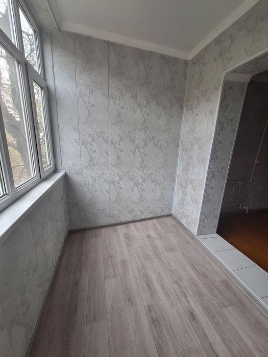 Продаётся  1 ком квартира