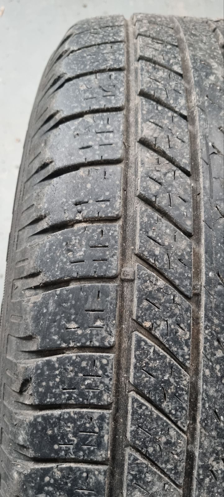 Продавам 4бр.гуми Goodyear Wrangler