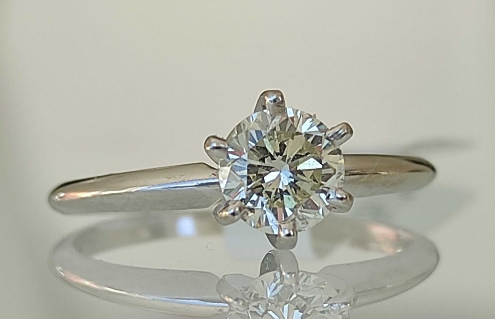 Inel logodna cu diamant 0.70ct aur 14k