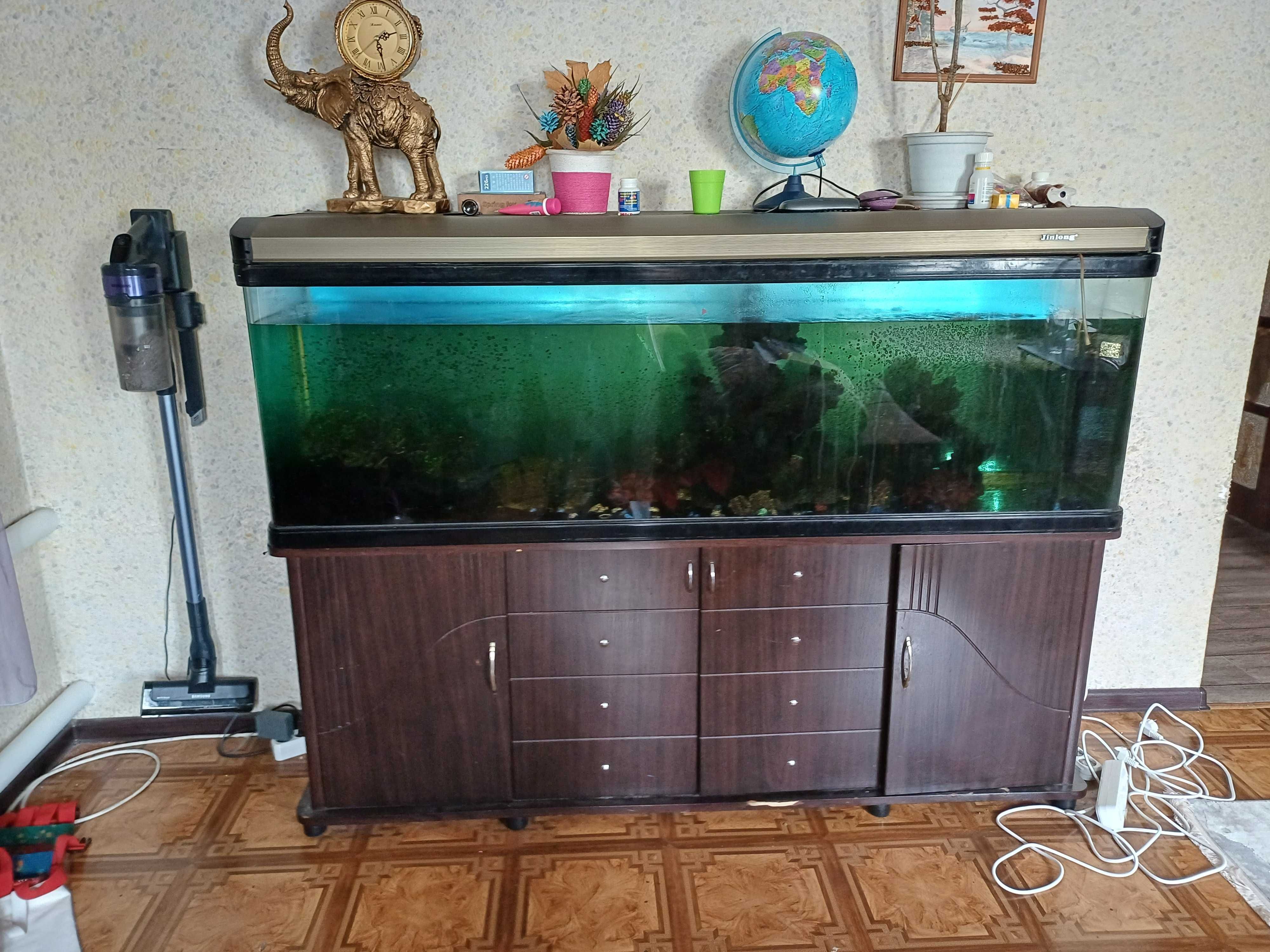 Продам аквариум 370 литров