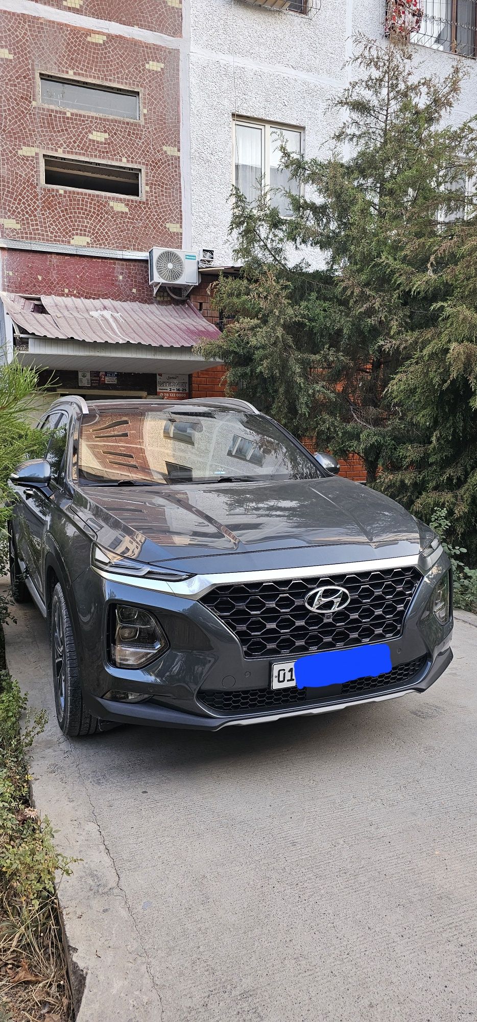 Hyundai Santafe 2020yil probeg 92.000 km full pozitsya