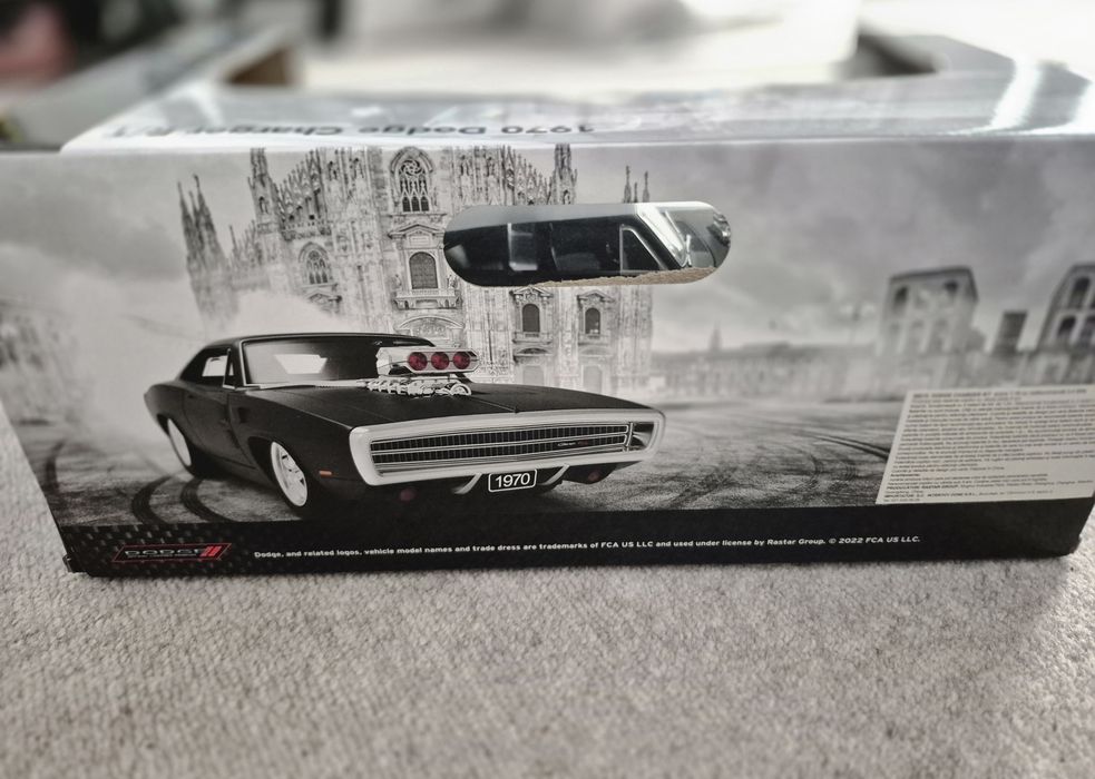 Masinuță cu telecomandă Rastar Dodge Charger RT 1:16 – Nouă, nefolosit