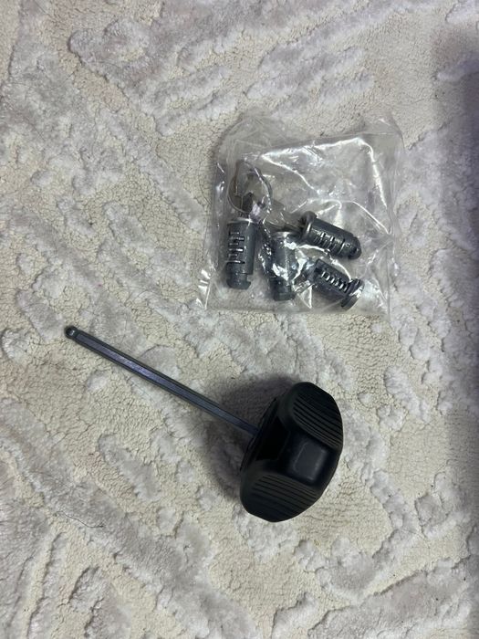 Picioare de portbagaj Thule